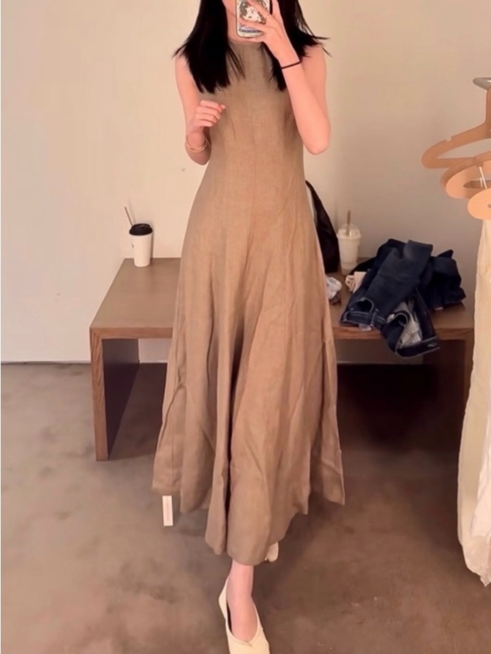 Reformation Cecilia Linen Dress In dark Oatmeal, NEW WITHOUT TAGS, NEVER WORN. - Picture 3 of 7